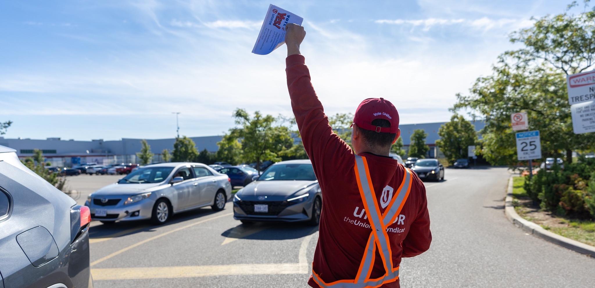 Walmart Warehouse Workers Win First Union in Canada Labor Notes