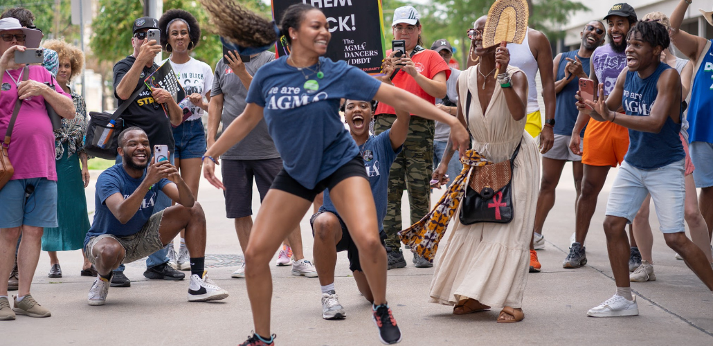 Dallas Black Dancers Fight for Their Union | Labor Notes