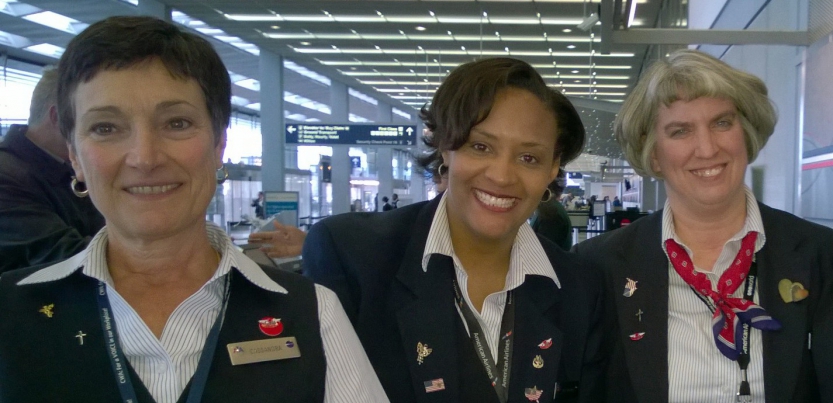 overwhelming union win for american airlines agents labor notes aa airlines customer service