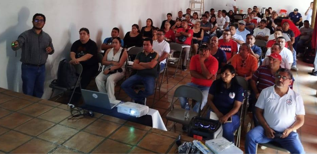 SINTTIA members gathered for a discussion on the automotive sector. Photo: SINTTIA