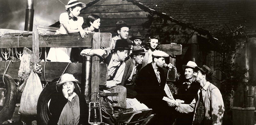 Scene from 1940 adaptation of Grapes of Wrath picturing family assembled