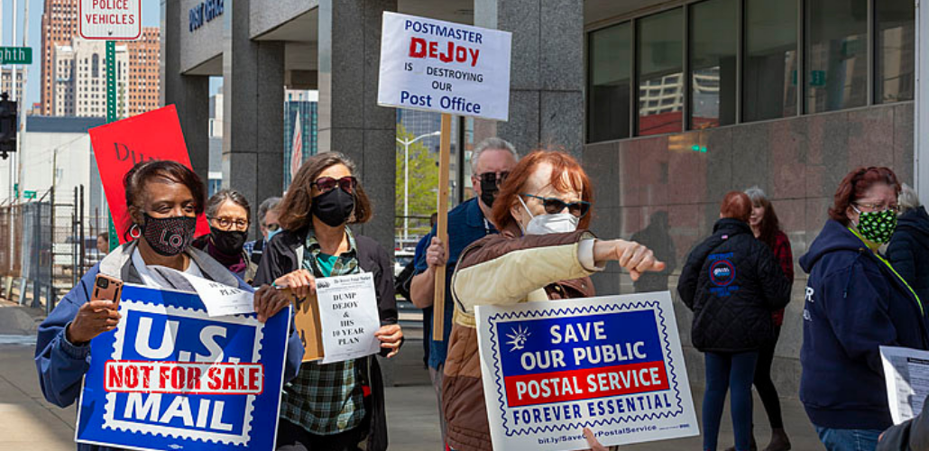 Detroit Postal Workers Push to Dump DeJoy and His Ten-Year Plan | Labor ...