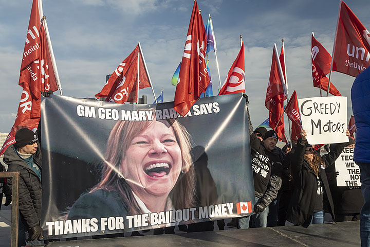 Osawa GM workers protest against the company and its CEO Mary Barra